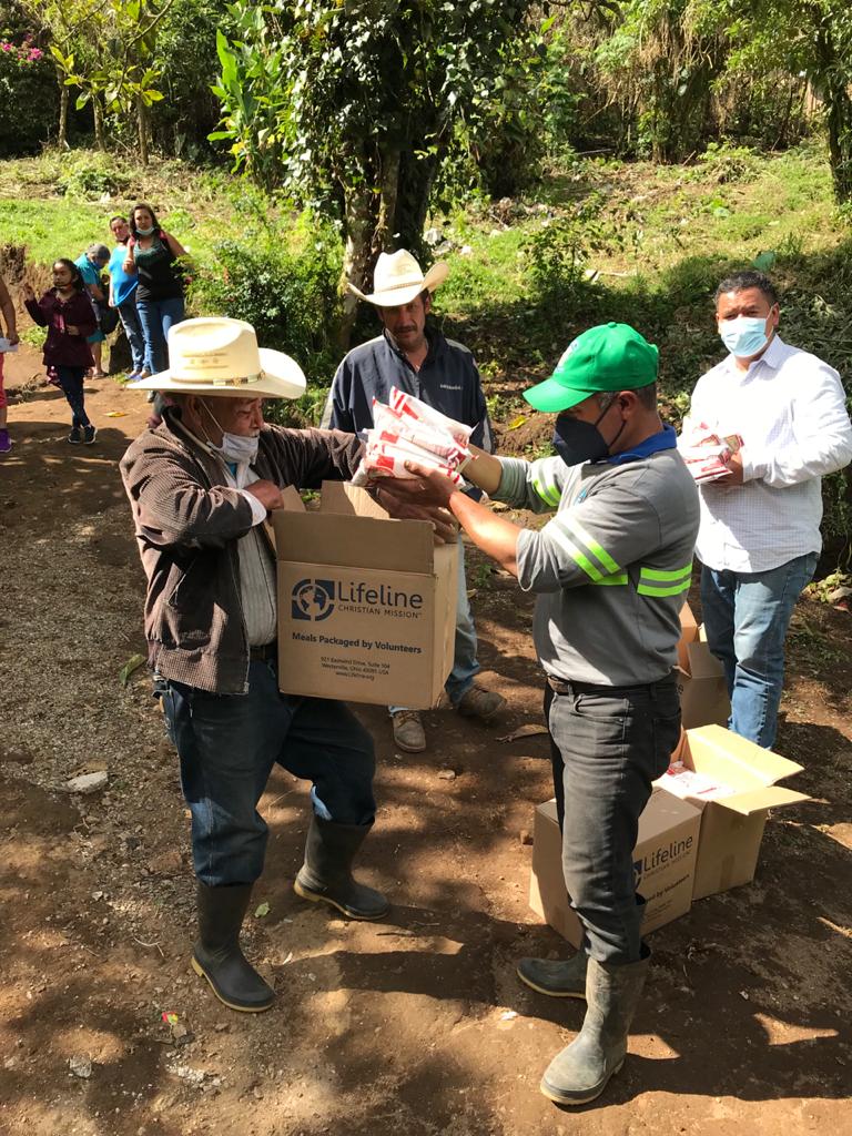 El Colorado food distribution